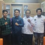 Serikat Media Siber Indonesia (SMSI) Kota Banjarmasin berkunjung ke Dewan Perwakilan Rakyat Daerah (DPRD) Kota Banjarmasin. Kunjungan ini diwakili oleh Ketua SMSI Provinsi Kalsel Anang Fadhilah, Ketua SMSI Kota Banjarmasin Adam Nuhraga Wiradhana, Wakil Ketua SMSI Kota Banjarmasin Nanang, dan Sekretaris SMSI Kota Banjarmasin M Nicko Farizki. Mereka disambut oleh H.M Yamin HR., S.Far. Apt, MM Wakil Ketua DPRD Kota Banjarmasin dan Ketua DPC Gerindra Kota Banjarmasin.